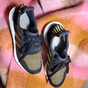 Adidas swift sneakers